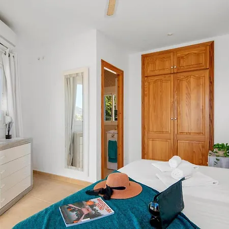 Villa Kirsty - Plusholidays
